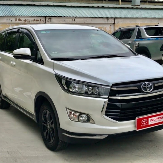 XE 7 CHỖ TOYOTA VENTUNER - BÀU BÀNG