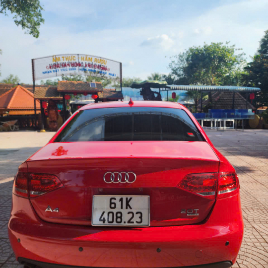 Thuê xe vip bàu bàng - audi A4 - thuê xe giá rẻ bàu bàng