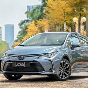 Xe Altis đời mới